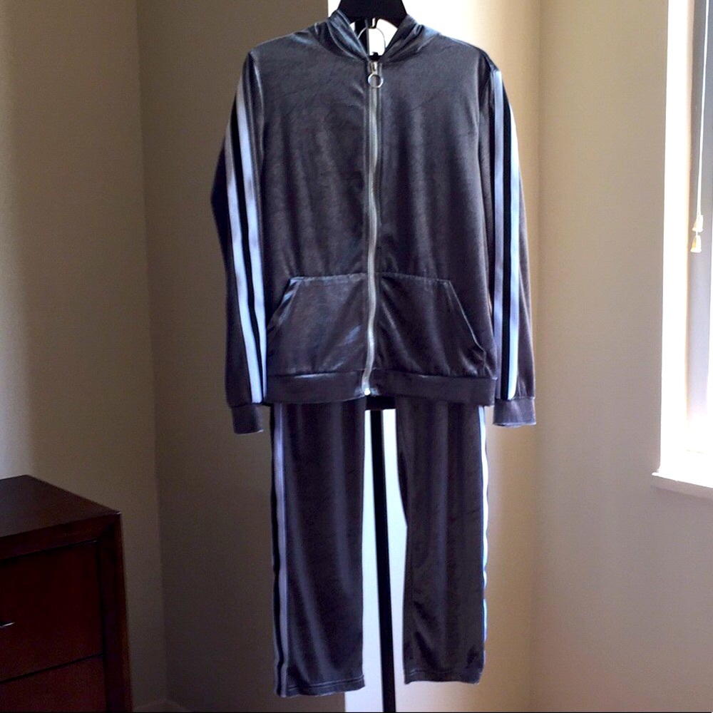 GOSO silver track suit
